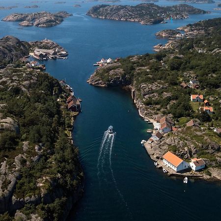 Lunvig - A Cosy Cottage In Idyllic Small Island Near Kristiansand, Sogne Exterior foto